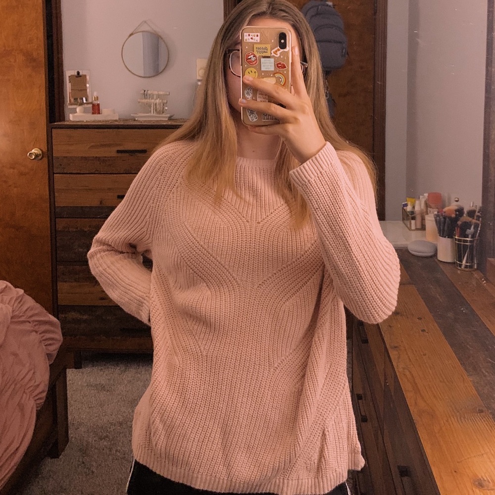 ⭐️Plus Size Pink Sweater⭐️